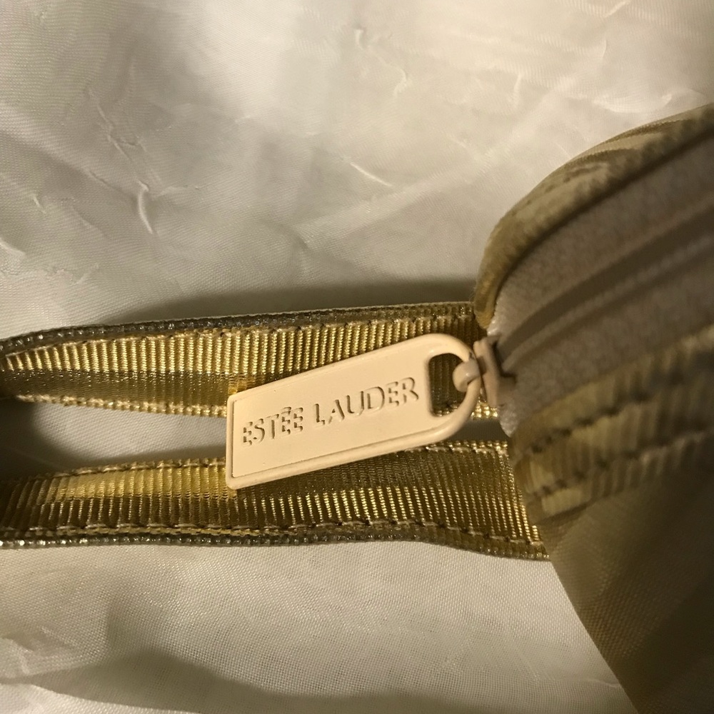 Estee Lauder gold makeup bag - Picture 3 of 4